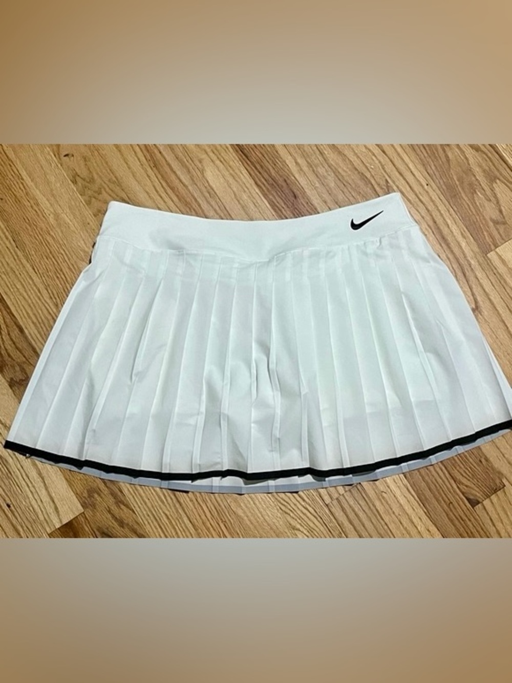 Nike Dri-FIT White Pleated Tennis Skirt Skort Black Trim Women’s M